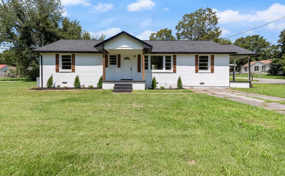 Foto principal - 108 Brook Dr