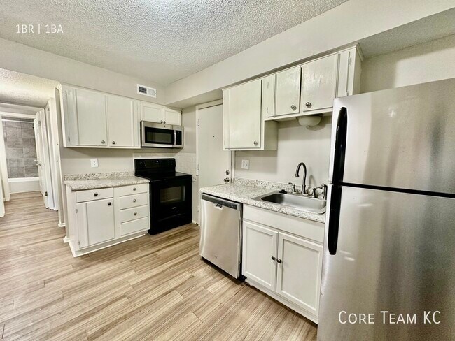 Building Photo - Midtown 1 Bedroom For Rent!