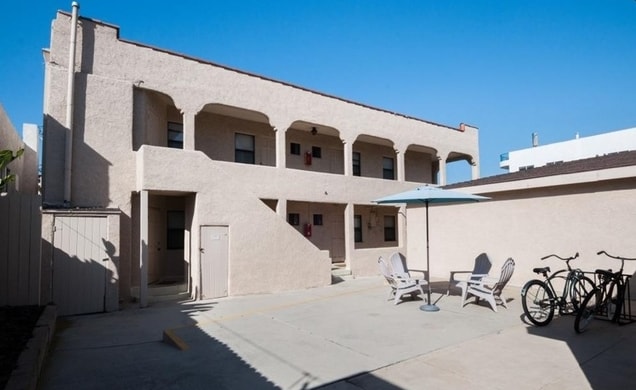 Building Photo - 226 2nd St