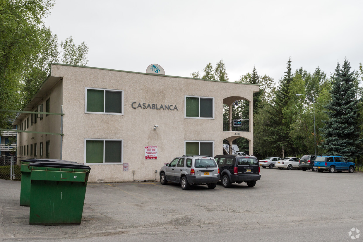 Building Photo - Casablanca Apartments