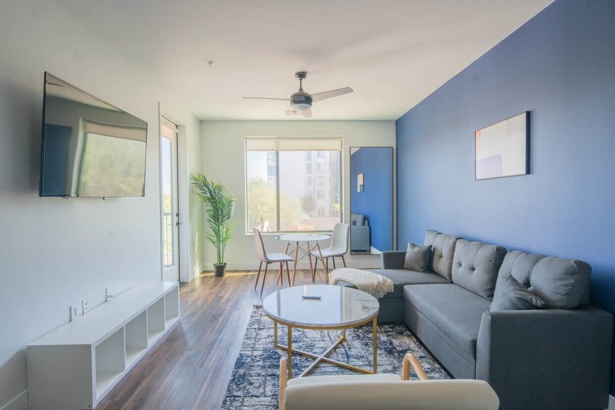 Foto principal - 701 W Rio Salado Pkwy