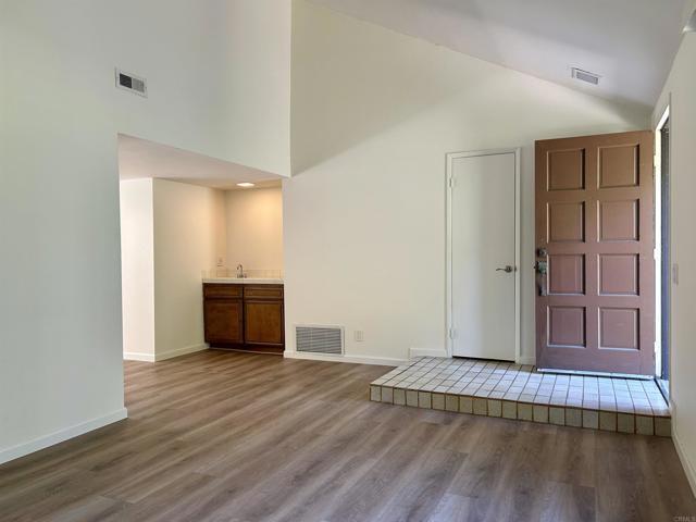 Foto del edificio - 2162 Palmer Dr