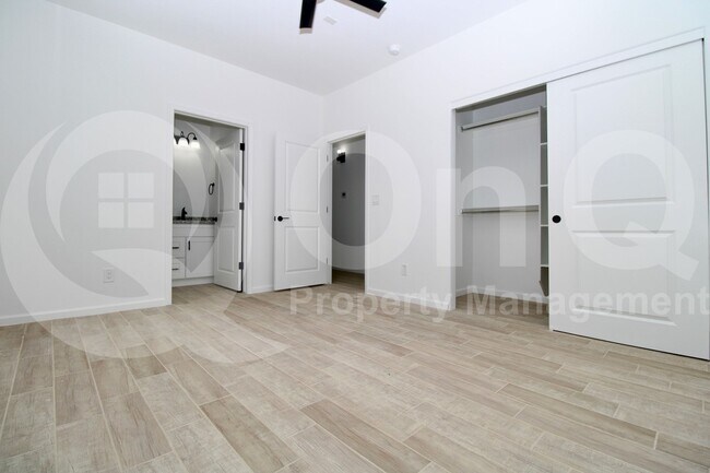 Building Photo - 88 W James L Sullivan St