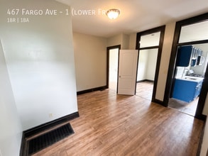 Building Photo - 467 Fargo Ave