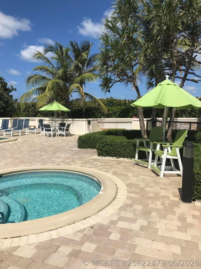 Foto del edificio - 3400 N Ocean Dr