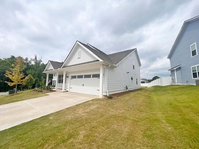 Building Photo - 9 Needham Dr