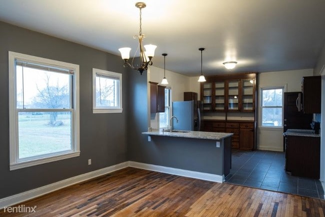 Building Photo - 2 br, 1 bath Apartment - 2684 Ewald Cir