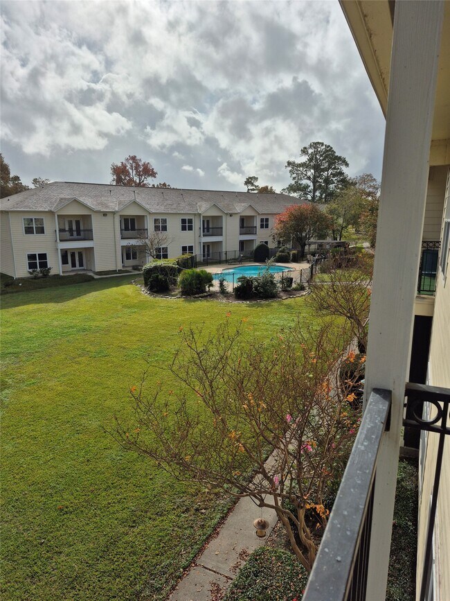 Foto del edificio - 12565 Melville Dr