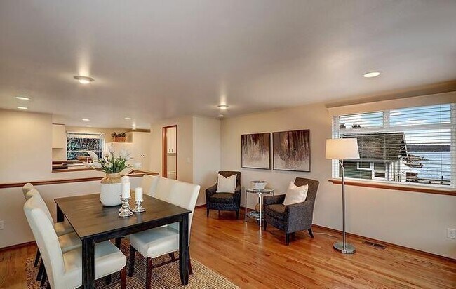 Foto del edificio - 2 bedroom in Seattle WA 98125