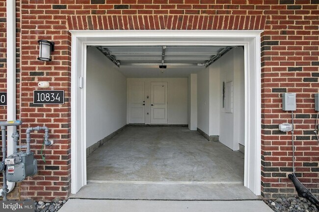 Foto del edificio - 10834 Cedar Ave