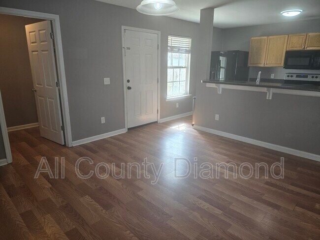 Foto del edificio - 2835 Altha Ave