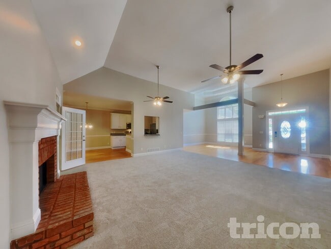 Foto del edificio - 4325 Foxfire Ct