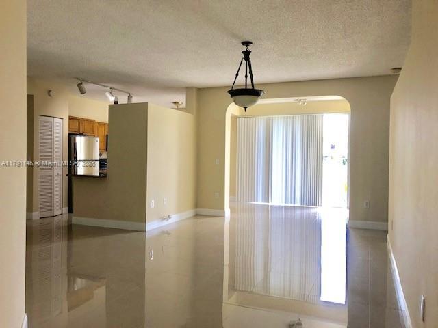 Foto del edificio - 14923 SW 15th St