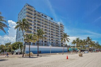 Building Photo - 400 N Surf Rd