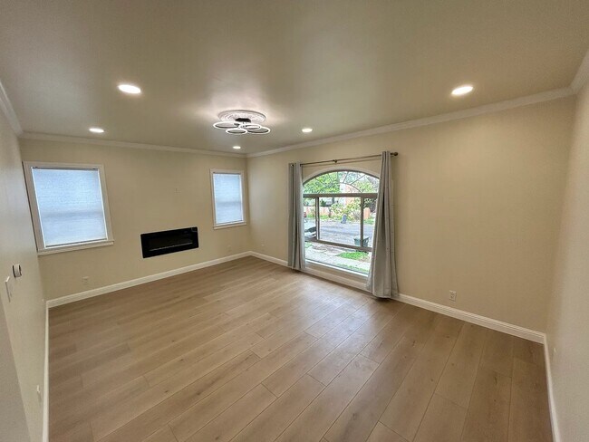 Foto del edificio - 415 Wallace Ave