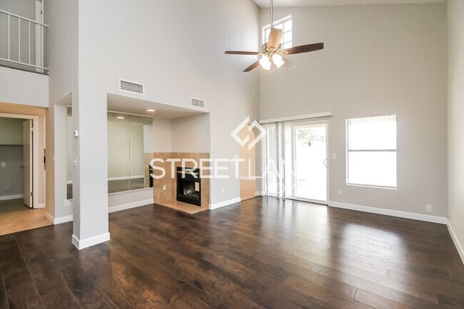 Foto del edificio - REDUCED!