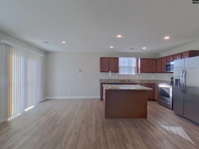 Building Photo - 513 Scribes Ln