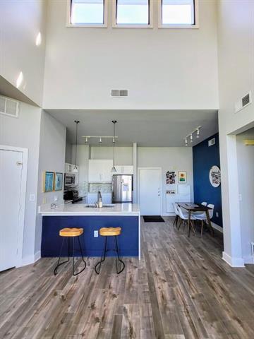 Foto del edificio - 4414 Cedar Springs Rd