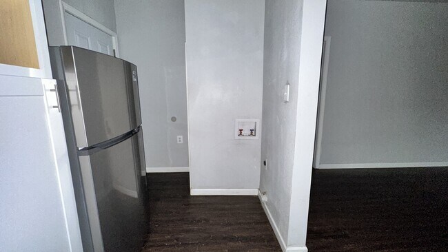 Foto del edificio - 538 W Wood