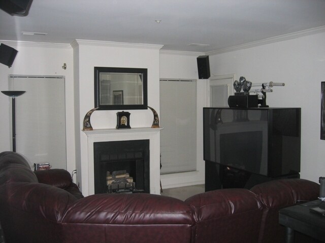 Living Room - 7011 Falls Reach Dr