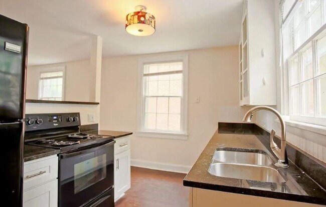 Foto del edificio - 506 14th St NW