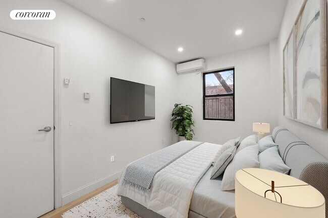 Foto del edificio - 447 W 47th St