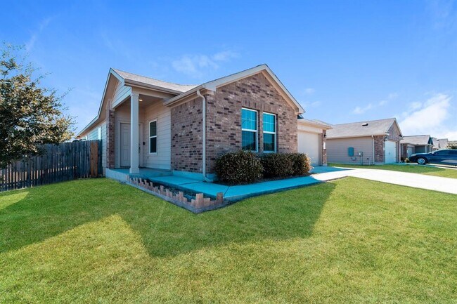 Building Photo - 110 Sophora Dr