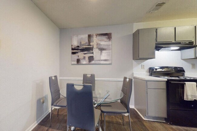 Foto del edificio - Covington Glen