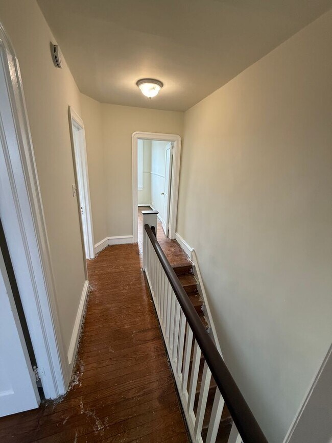 Foto del edificio - Cute 3 bedroom 1 bathroom in Lawncrest