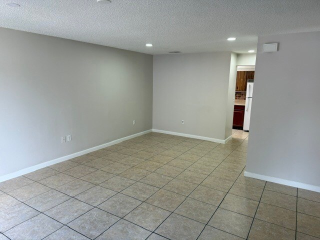 Foto del edificio - 4187 Corsair Ave