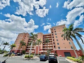 Building Photo - 3191 Matecumbe Key Rd
