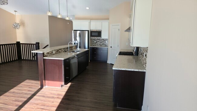 Cocina - 1317 NE 51st St