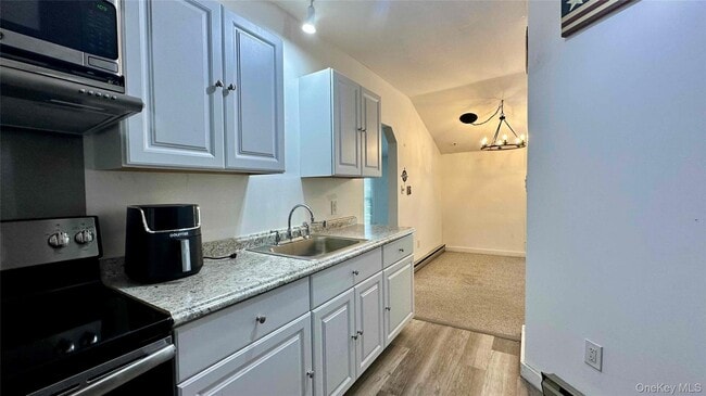 Building Photo - 22 Ludlam Ave