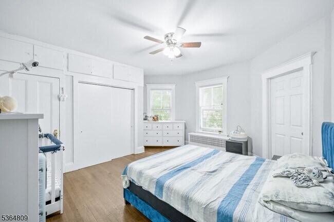 Foto del edificio - 26 Hillside Ave