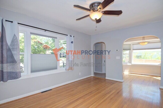 Foto del edificio - 684 East Ninth Avenue