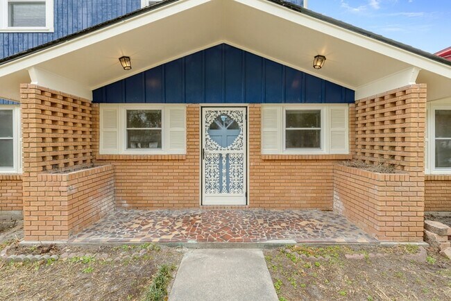 Building Photo - 1829 Fitzgerald St