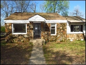Building Photo - 1904 Boyce St