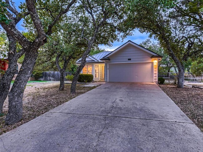 Foto del edificio - 22214 Briarcliff Dr