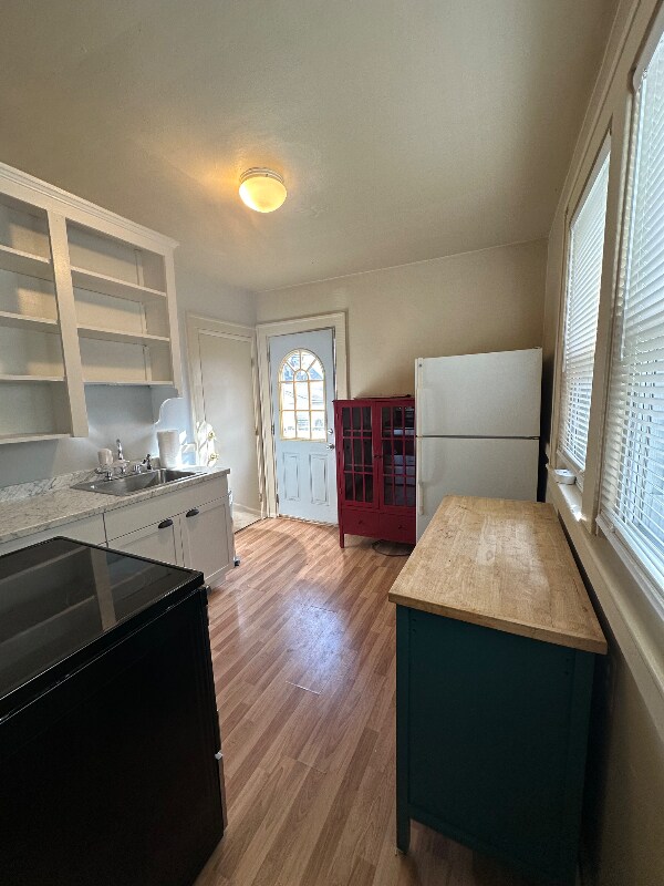 Foto del edificio - 234 College St