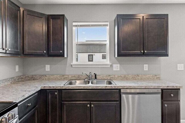 Foto del edificio - 8141 Driftwood Lp