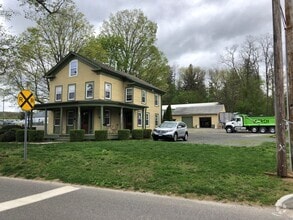 Building Photo - 16 Taylor Ave