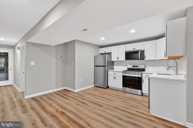 Foto del edificio - 3629 11th St NW