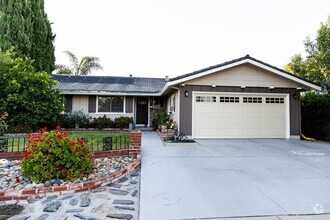 Building Photo - 1179 Lynhurst Way