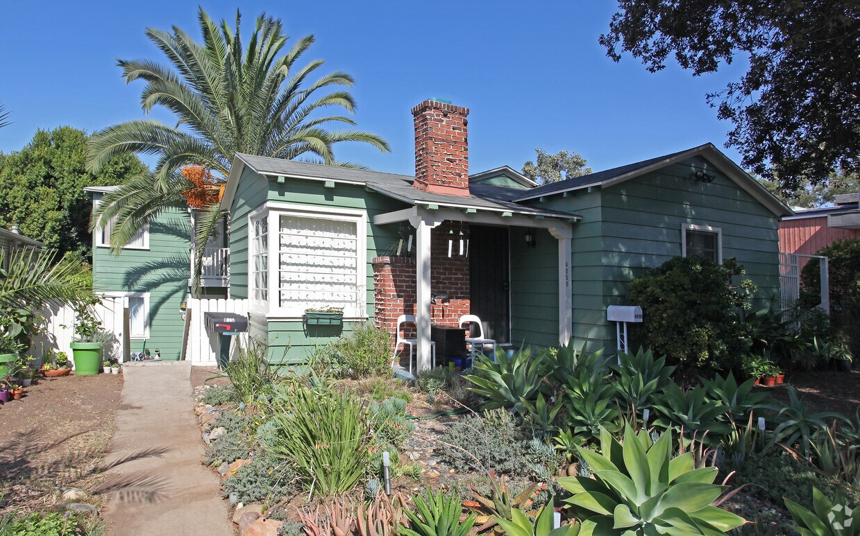 Primary Photo - 4046-4052 Normal St
