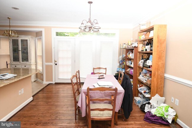 Foto del edificio - 10505 Sunny Brooke Ln