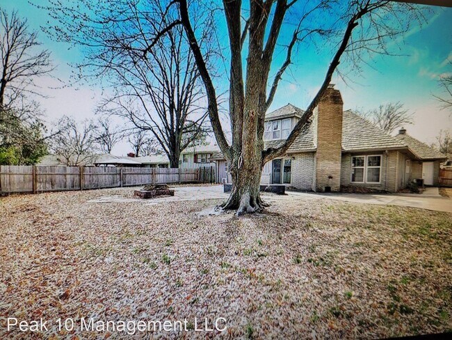 Building Photo - 3 br, 2.5 bath House - 720 N Stratford