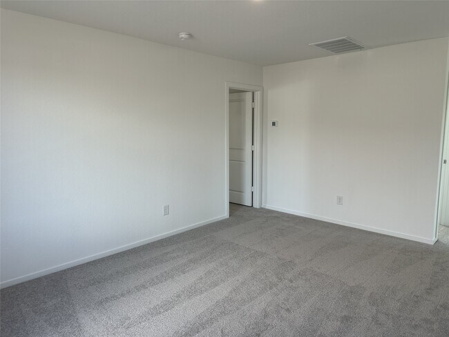 Building Photo - 1642 Gardenia Grv Ln