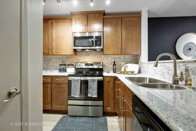 Foto del edificio - 30 Wildflower Ln