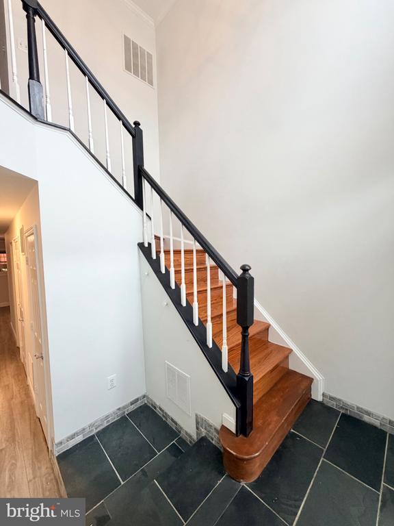 Foto del edificio - 6622 Frost Lake Ln