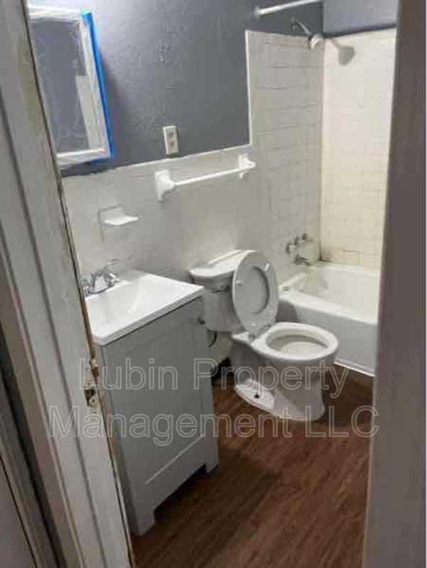 Building Photo - 2849 Coach Dr